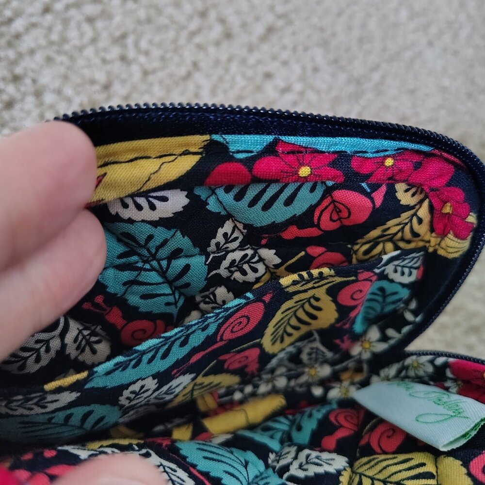 Vera Bradley Indiana Rose and Happy Snails Set - Picture 11 of 11